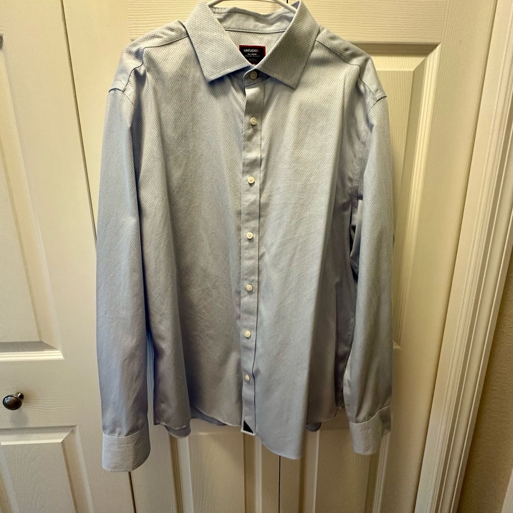 UNTUCKit Light Blue Dress Shirt